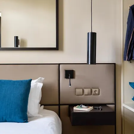 Joivy Downtown Market Apartment
