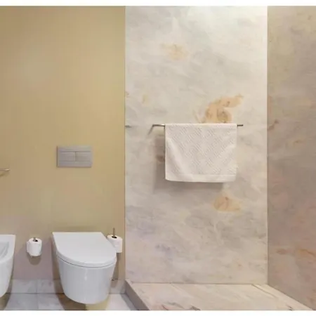 Guestready - Downtown Market *